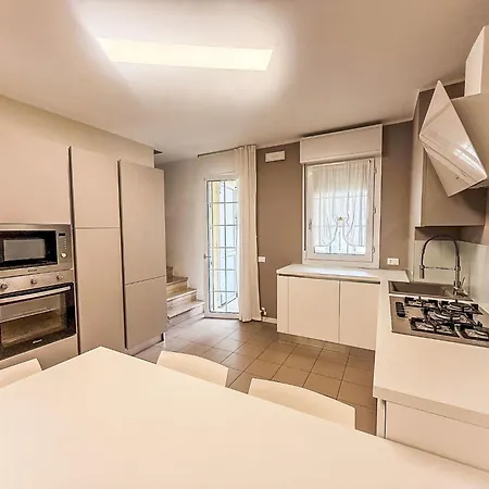 Veranda-2 By Interhome * Rosapineta